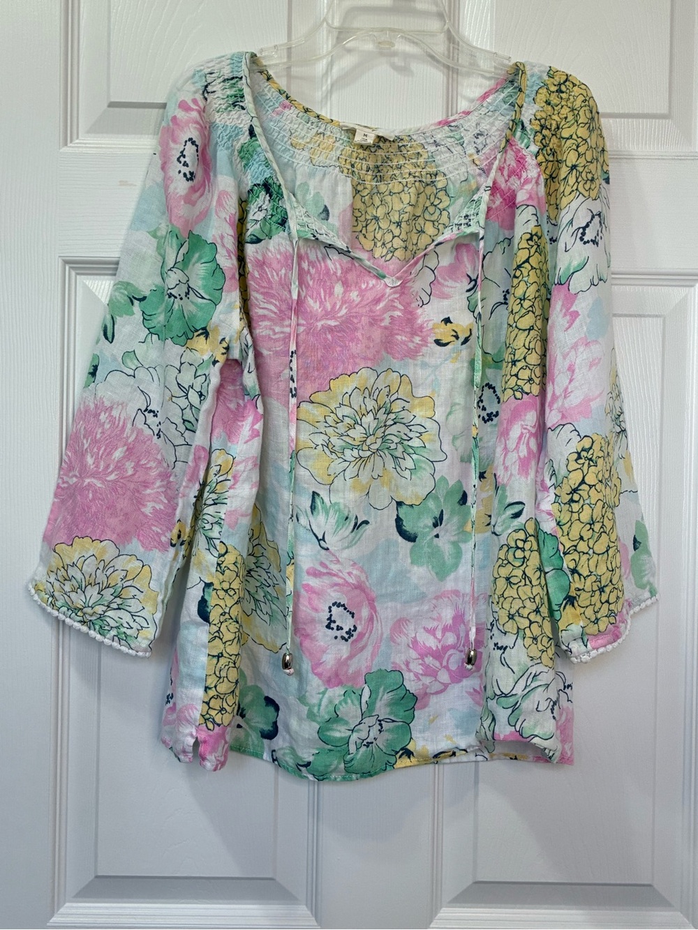 Charter Club Luxury !00% Linen Top Womens Medium Floral 3/4 Sleeve resortwear